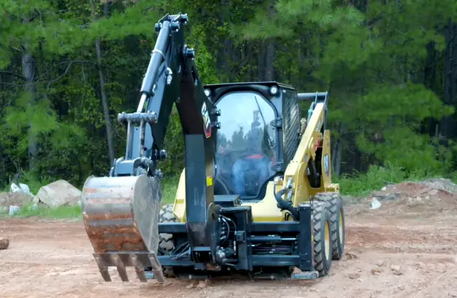 Skid Steer Backhoe Attachment | Select The Right Attachment For Your Worksite
