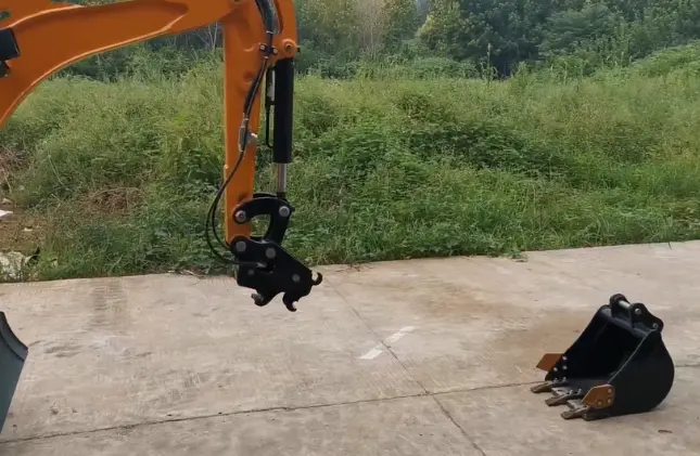 mini excavator quick hitch