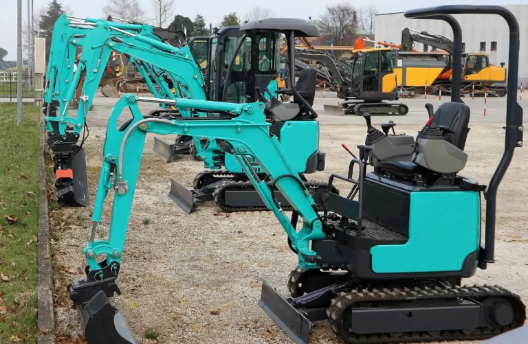 Chinese Mini Excavators: A Comprehensive Guide Unveiling the Power and Precision